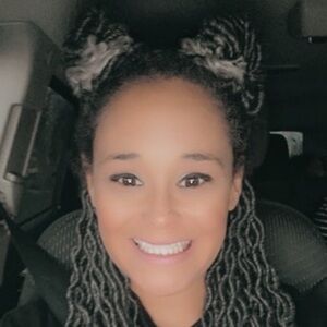 Meet your Posher, Alisha